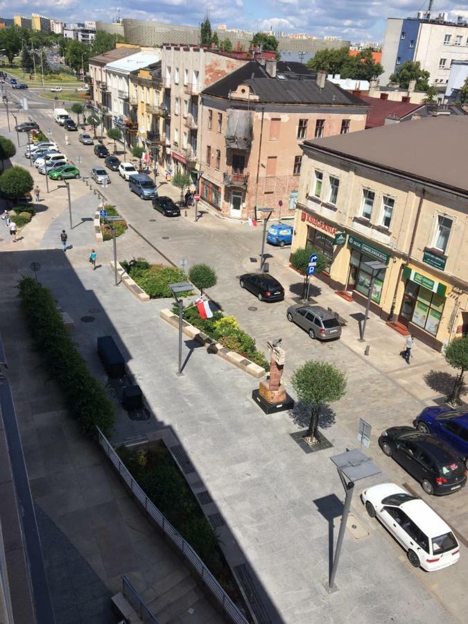 Family & Business Elegant Apartments Rynek Centrum Downtown - 2 Bedroom, Balcony, Parking Kielce Exterior foto